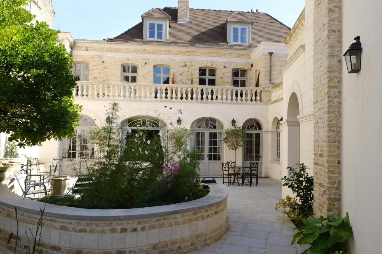 Clos Du Bailli Sint-Omaars Buitenkant foto